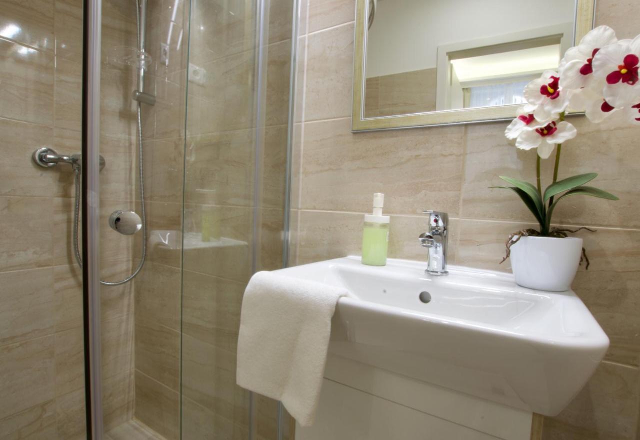 St King 11 By Hi5 Apartments Budapest Eksteriør billede